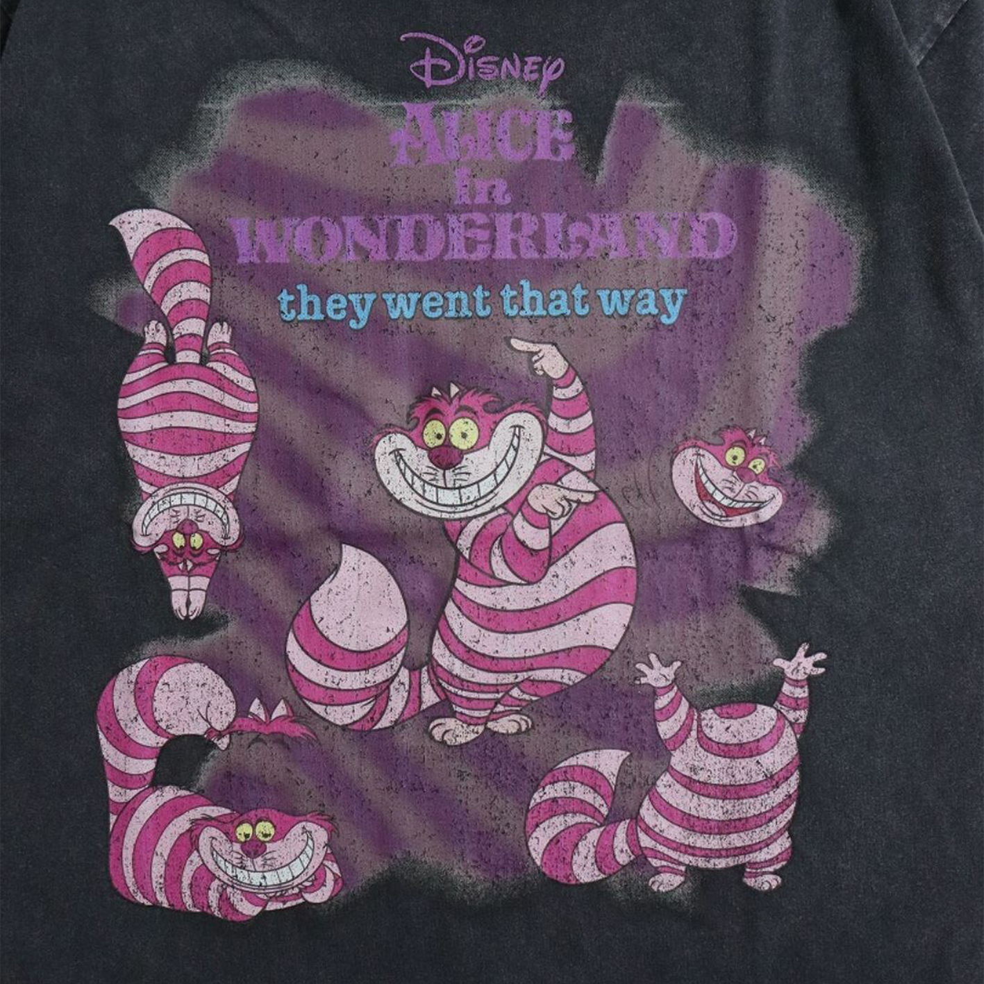 Disney Cheshire Cat Vintage T-shirt [預定發售2024 年 5 月下旬]