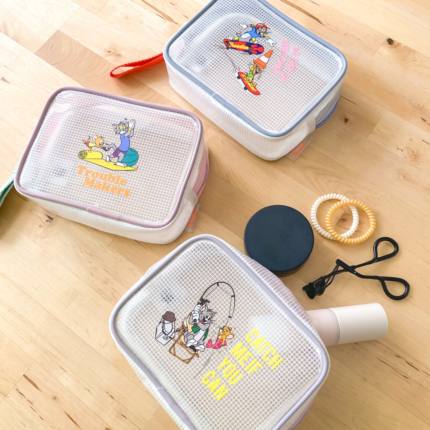  TOM and JERRY×Flapper Colorful Sports Pouch 