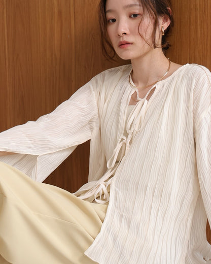 2WAY Wave Pleated Ribbon Blouse