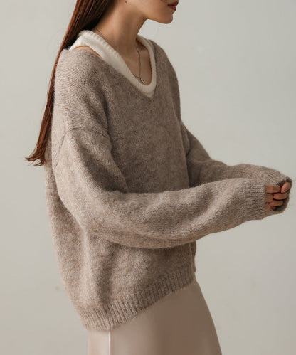 V-neck Knit Pullover with Tank