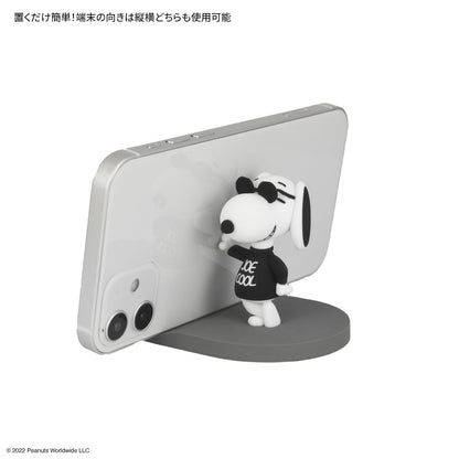  Snoopy Phone Holder 