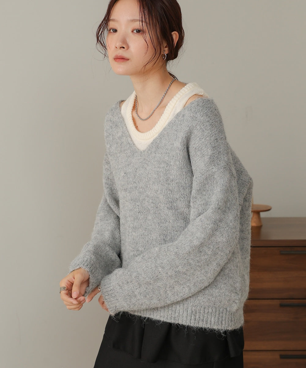 V-neck Knit Pullover with Tank