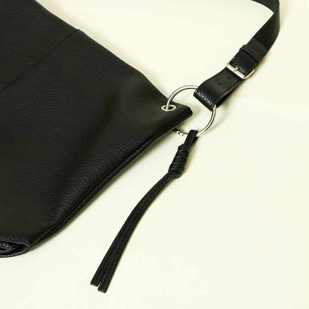 Badro Shoulder Bag