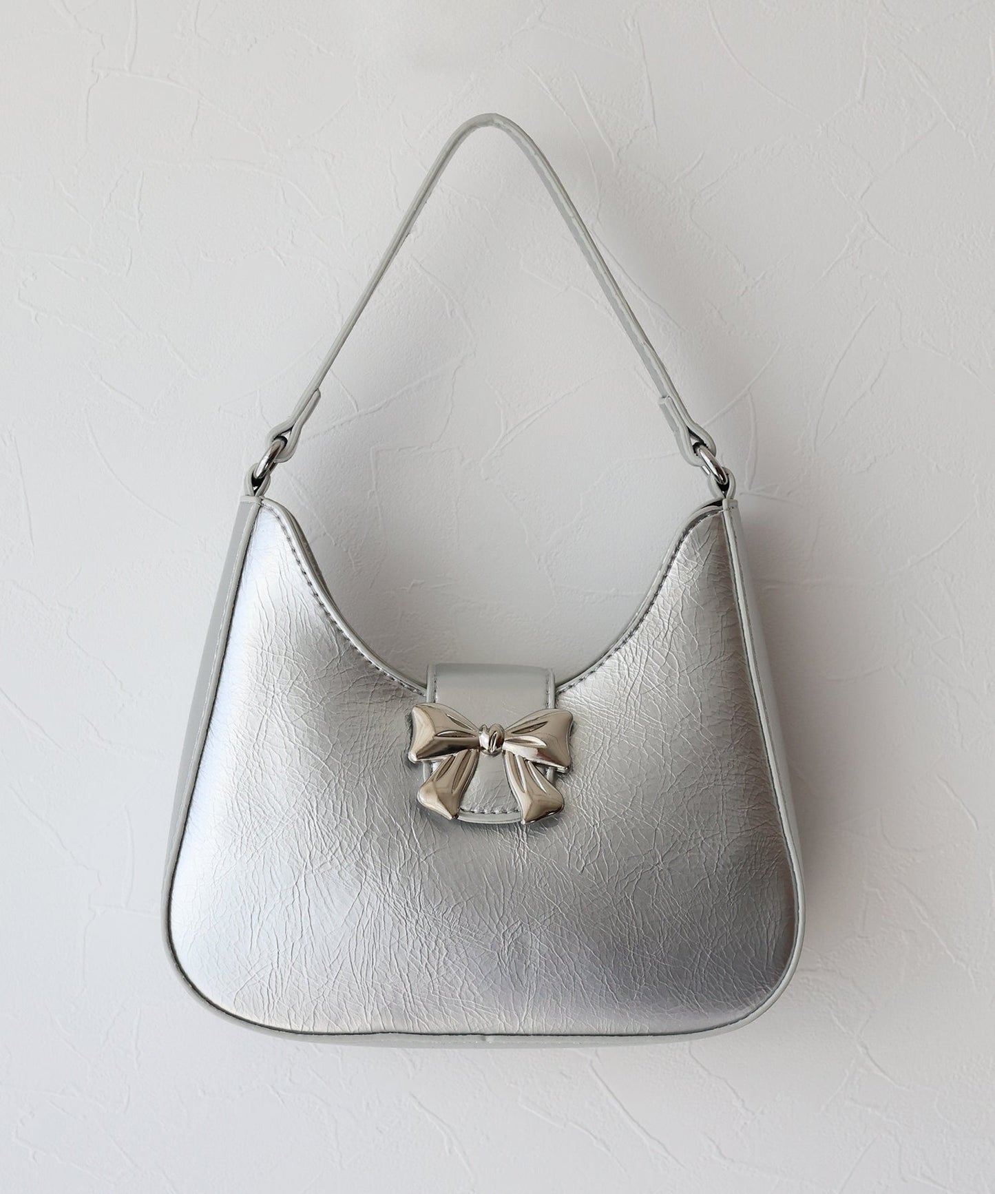 Buckle Ribbon Shoulder Chain Bag