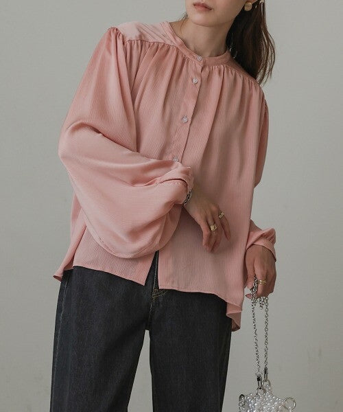 Rolled Sleeves Gathered Shirt