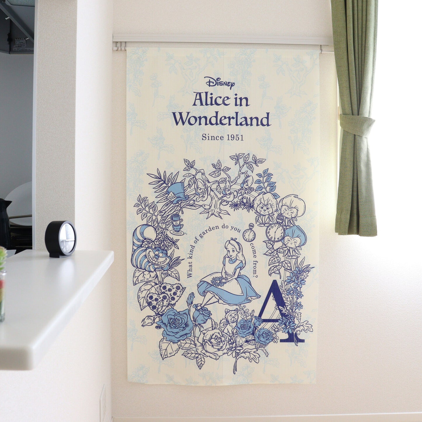  Disney Alice in Wonderland door curtain made in Japan 