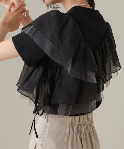 Asymmetric frill docking cut and sew