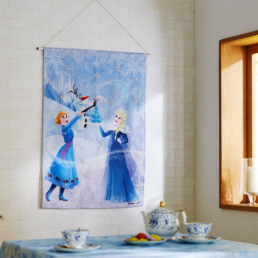  Disney Frozen Embroidered Christmas Tapestry (S/M) 
