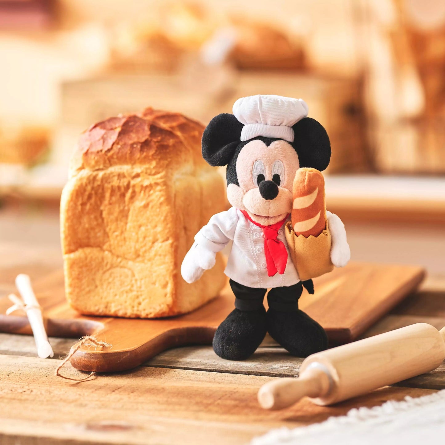 DISNEY MICKEY'S BAKERY