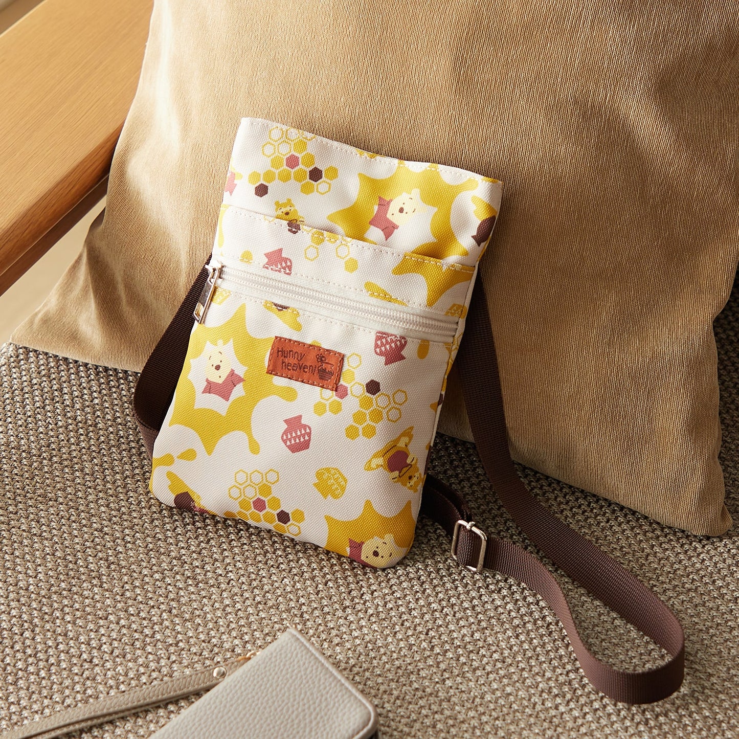  Winnie the Pooh Shoulder Bag 