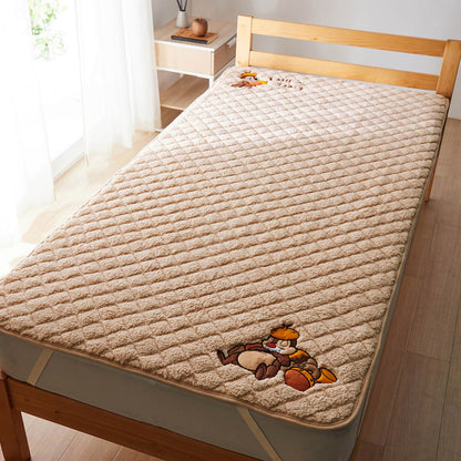  Chip & Dale Embroidered Puff Mattress 