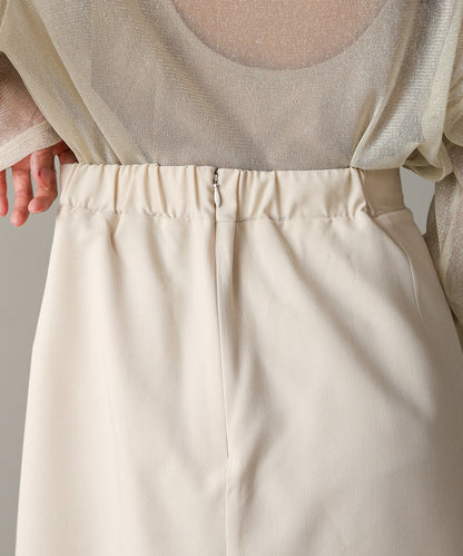 LONG PLEATED SKIRT