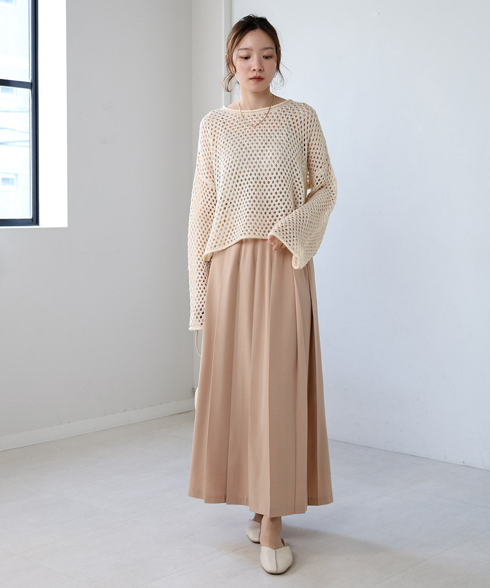 LONG PLEATED SKIRT