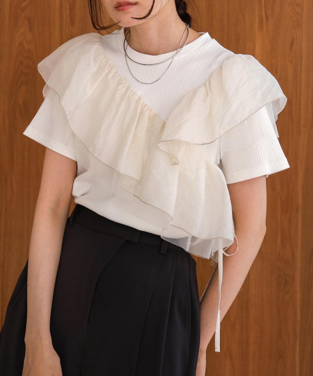 Asymmetric frill docking cut and sew