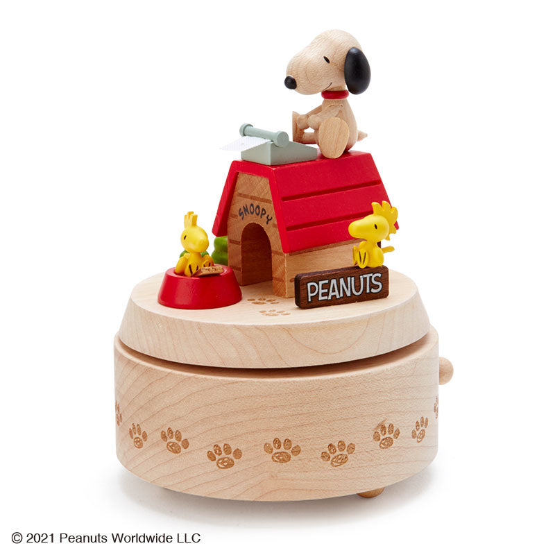 Snoopy Dog House Wooden Music Box
