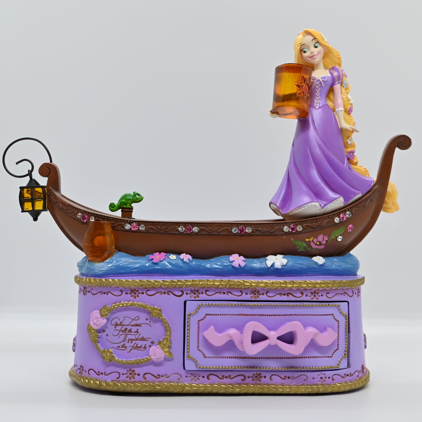 Rapunzel LED Ornament Storage