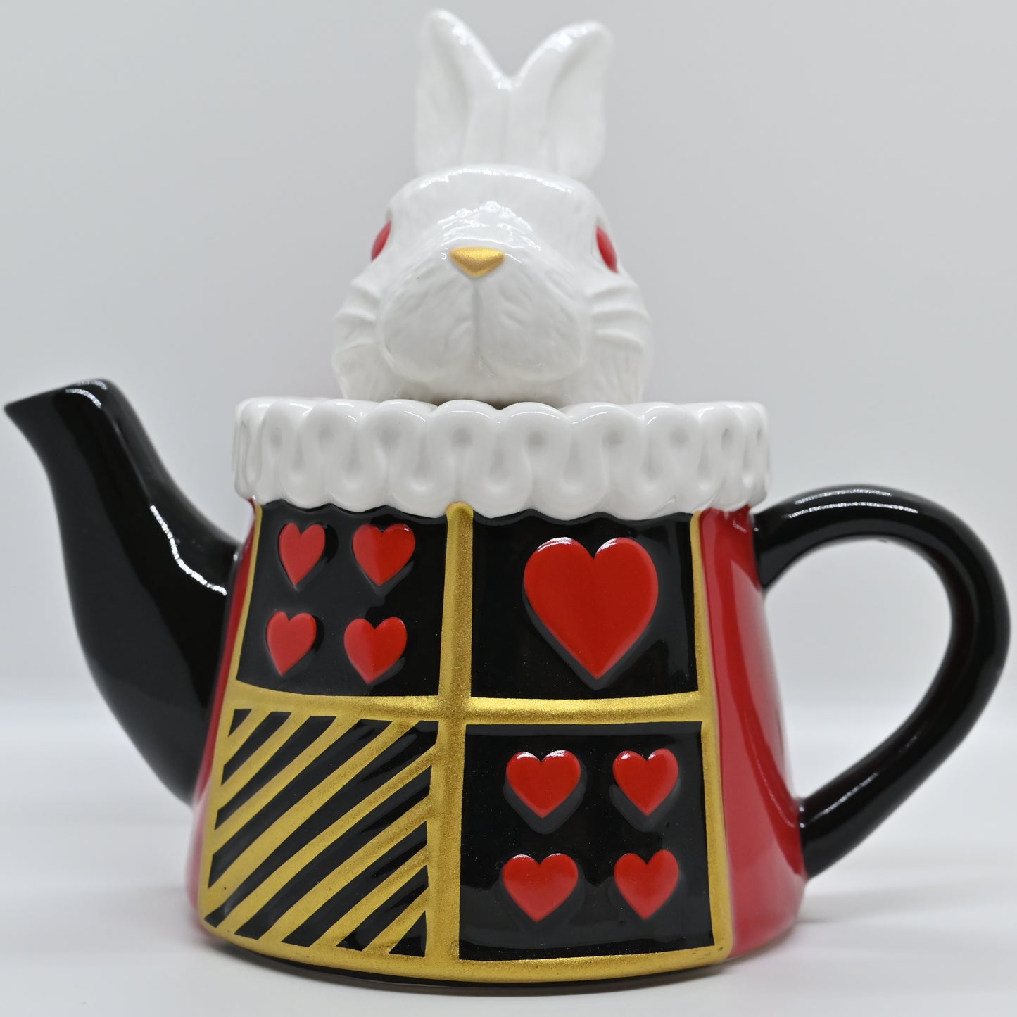 White Rabbit Queen of Hearts Shaped Tea Set